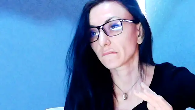 Siaconna online show from April 9, 2026, 7:25 am