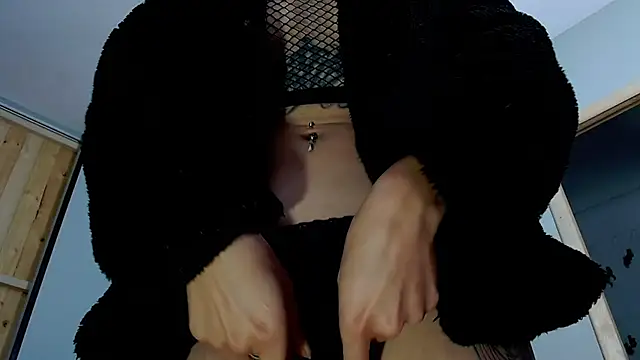 Snapshot of VickyJackson_ chatting on February 25, 2025, 7:58 pm VickyJackson online show from February 25, 2025, 7:58 pm