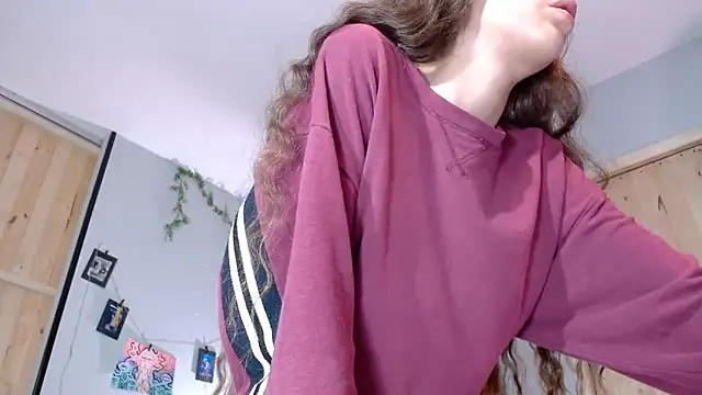 Snapshot of VickyJackson_ chatting on September 19, 2025, 4:07 pm VickyJackson online show from September 19, 2025, 4:07 pm
