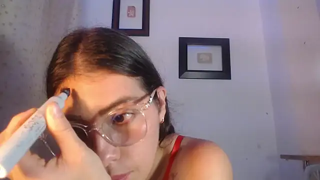 DaMikaela  online show from March 12, 2025, 7:17 pm