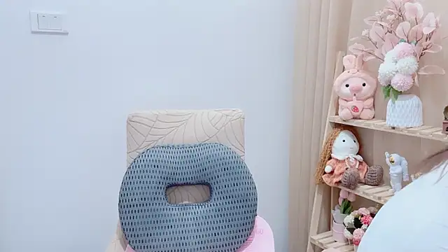 Rellababyy online show from March 8, 2025, 1:17 am