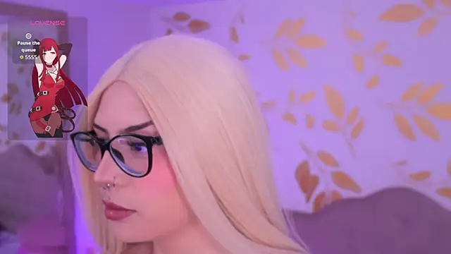 Snapshot of Misselektra__ chatting on October 1, 2025, 5:02 am Misselektra online show from October 1, 2025, 5:02 am