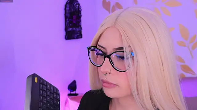 Snapshot of Misselektra__ chatting on October 30, 2025, 4:58 am Misselektra online show from October 30, 2025, 4:58 am