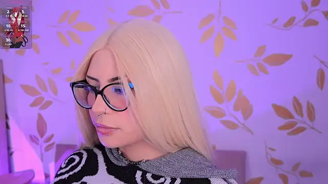 Snapshot of Misselektra__ chatting on November 11, 2025, 5:07 am Misselektra online show from November 11, 2025, 5:07 am