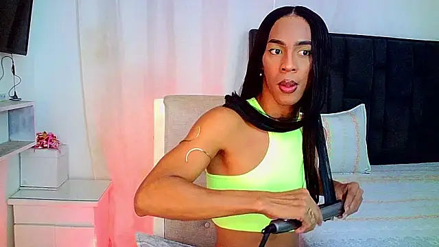 carmen14 online show from February 5, 2026, 3:33 am