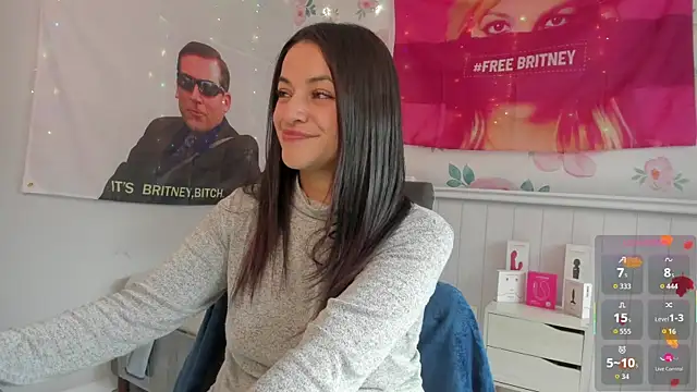 LovelyAzucena online show from November 13, 2025, 3:55 pm