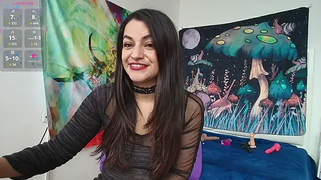 LovelyAzucena online show from January 14, 2026, 3:06 pm