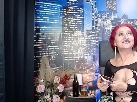 Snapshot of Lucy_mature8 chatting on October 31, 2025, 12:33 am Lucy mature8 online show from October 31, 2025, 12:33 am