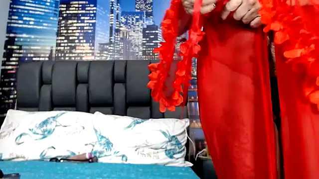 Lucy mature8 online show from February 22, 2026, 5:44 pm