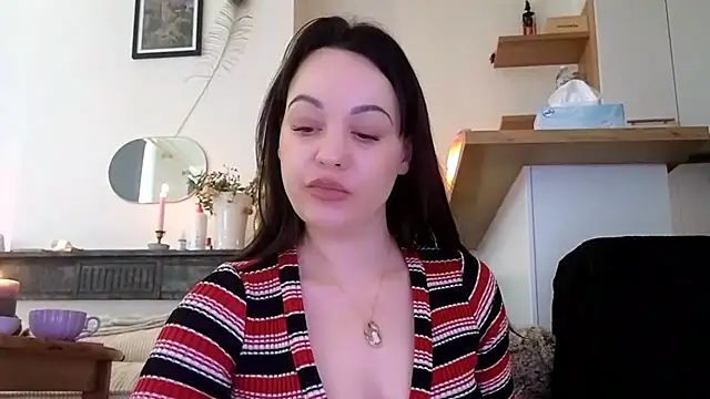 Lilie romeo online show from March 4, 2025, 2:42 pm