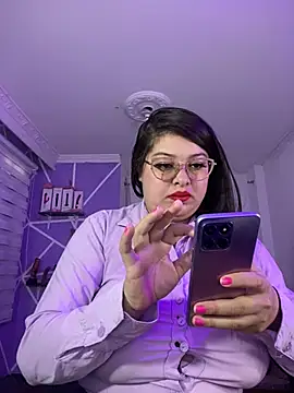 Snapshot of MiiaaJoness chatting on January 31, 2025, 3:11 pm MiiaaJoness online show from January 31, 2025, 3:11 pm