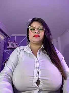 Snapshot of MiiaaJoness chatting on February 4, 2025, 3:04 pm MiiaaJoness online show from February 4, 2025, 3:04 pm