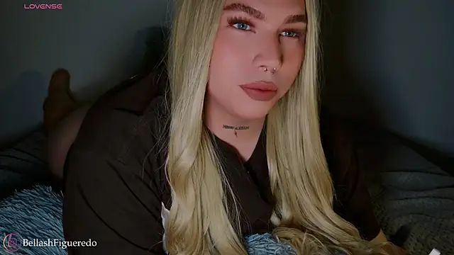 IsabellaFigueredo   online show from December 4, 2025, 4:11 am