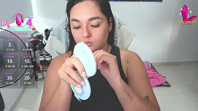 CelesteBrucee online show from September 19, 2025, 9:04 pm