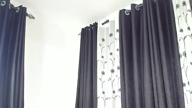 Snapshot of Yummy_squirter chatting on January 7, 2025, 10:19 pm Yummy squirter online show from January 7, 2025, 10:19 pm