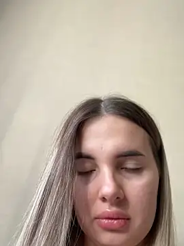 Donna Evans online show from October 18, 2025, 3:31 am