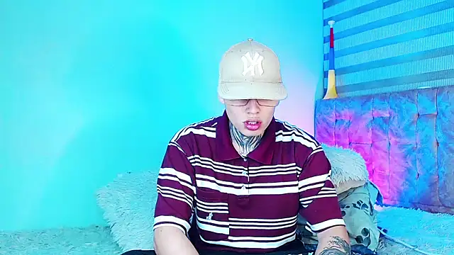  justinmoon2 online show from July 3, 2026, 5:03 am