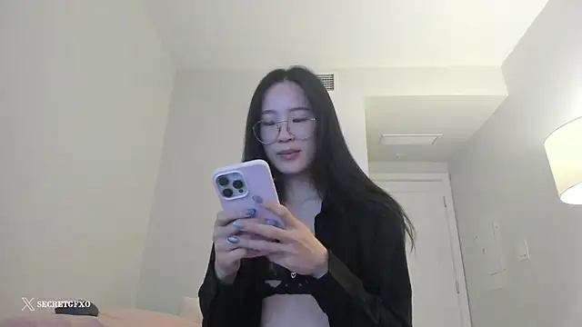 Snapshot of secretgirlfriendxo chatting on January 26, 2025, 7:32 am secretgirlfriendxo online show from January 26, 2025, 7:32 am