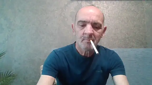 Snapshot of skorpibg65 chatting on April 18, 2026, 2:21 pm skorpibg65 online show from April 18, 2026, 2:21 pm