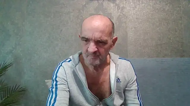 Snapshot of skorpibg65 chatting on May 5, 2026, 2:58 pm skorpibg65 online show from May 5, 2026, 2:58 pm