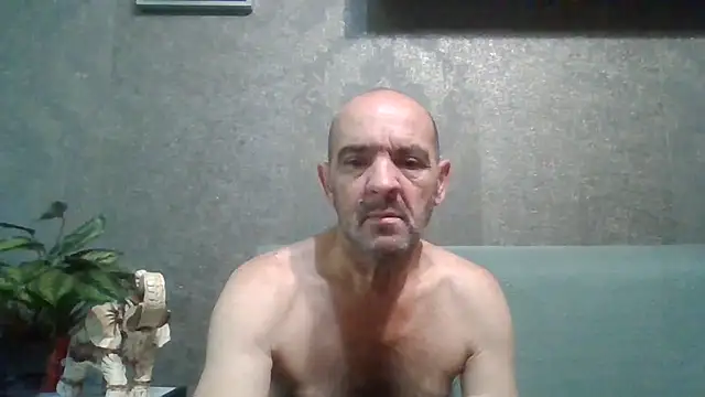Snapshot of skorpibg65 chatting on May 25, 2026, 1:28 pm skorpibg65 online show from May 25, 2026, 1:28 pm
