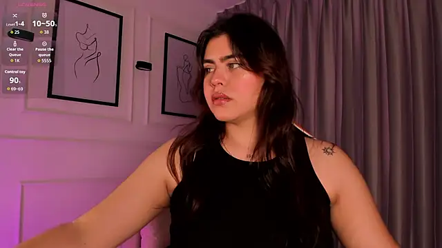 Snapshot of veronica185 chatting on October 24, 2025, 2:41 am veronica185 online show from October 24, 2025, 2:41 am