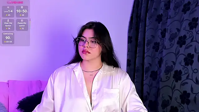 veronica185 online show from July 16, 2026, 2:28 am