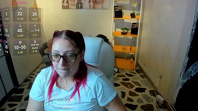 NiickyJones online show from October 11, 2025, 9:02 pm