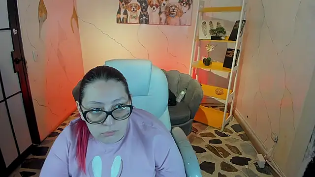 NiickyJones online show from November 6, 2025, 10:10 pm