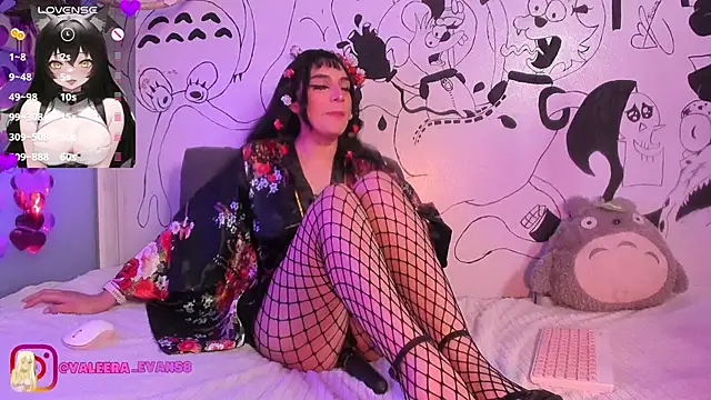 Snapshot of Valeera_Evans8 chatting on February 21, 2025, 4:29 am Valeera Evans8 online show from February 21, 2025, 4:29 am