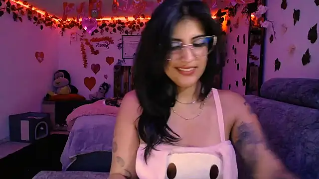 azahar  ziiz online show from February 14, 2025, 12:41 am