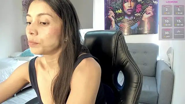 andykiuty online show from March 27, 2026, 8:19 pm