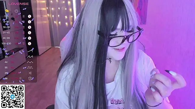 SelenaCute online show from February 16, 2026, 8:10 am