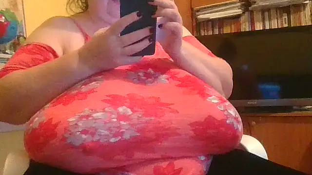 Nataliesbestjuggs online show from October 2, 2025, 2:46 pm