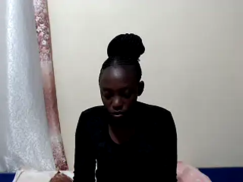 lizbela1 online show from February 19, 2025, 3:27 pm