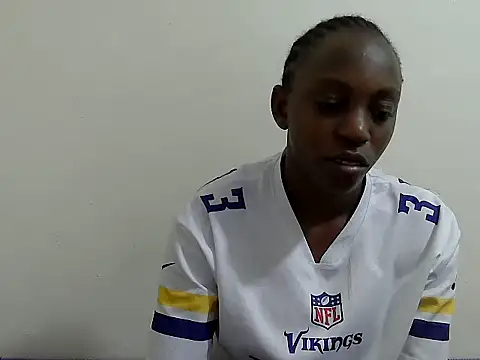 lizbela1 online show from September 14, 2025, 4:28 pm