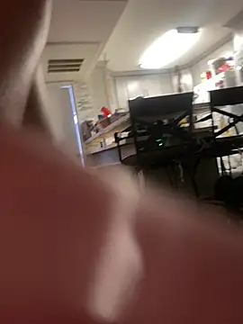 ft2022W online show from February 6, 2025, 5:40 pm