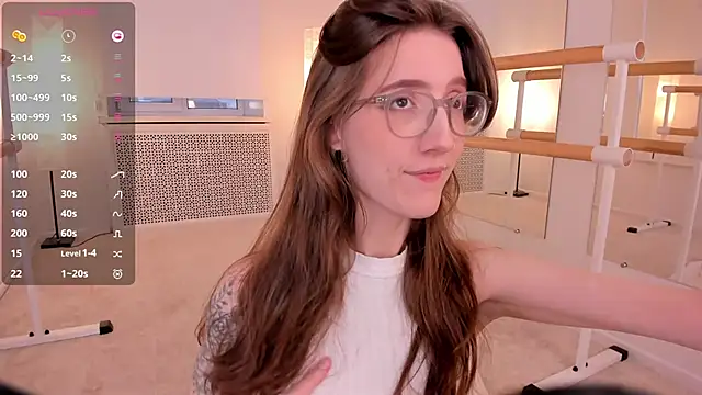 Lola Missy online show from October 11, 2025, 5:17 am