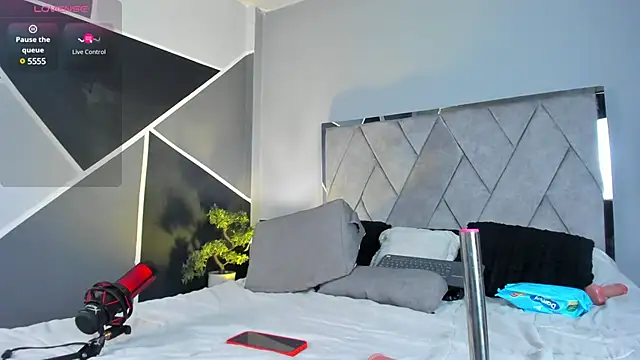 Markbrown online show from March 21, 2025, 9:45 pm