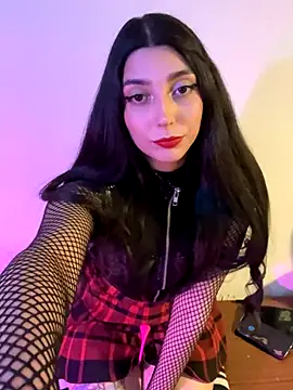 Snapshot of Felicia_smok3 chatting on October 5, 2025, 2:32 am Felicia smok3 online show from October 5, 2025, 2:32 am