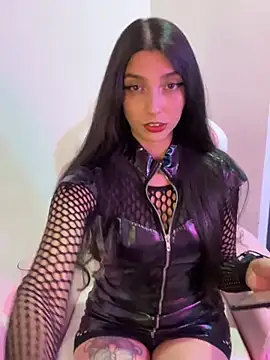 Felicia smok3 online show from April 7, 2026, 3:18 am