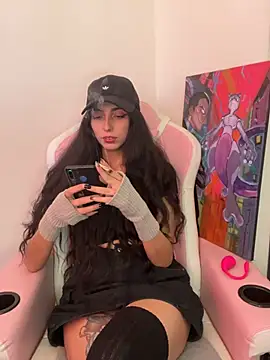 Felicia smok3 online show from August 6, 2026, 3:36 pm