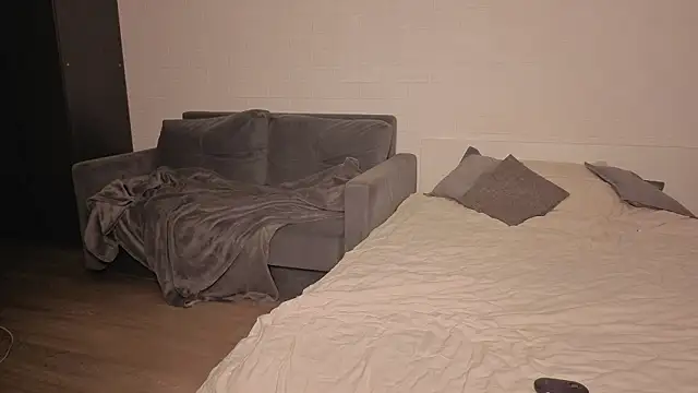 Snapshot of Ashley-Urban chatting on February 13, 2026, 2:07 am Ashley-Urban online show from February 13, 2026, 2:07 am