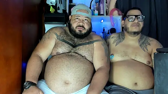 Snapshot of Latino_bigcock chatting on January 18, 2025, 2:23 pm Latino bigcock online show from January 18, 2025, 2:23 pm