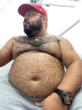 Snapshot of Latino_bigcock chatting on September 23, 2025, 1:41 am Latino bigcock online show from September 23, 2025, 1:41 am