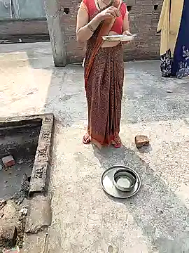 Snapshot of COUPLLE_VILLAGE chatting on December 19, 2024, 6:12 am COUPLLE VILLAGE online show from December 19, 2024, 6:12 am