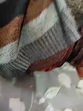 Snapshot of COUPLLE_VILLAGE chatting on January 8, 2025, 10:48 am COUPLLE VILLAGE online show from January 8, 2025, 10:48 am