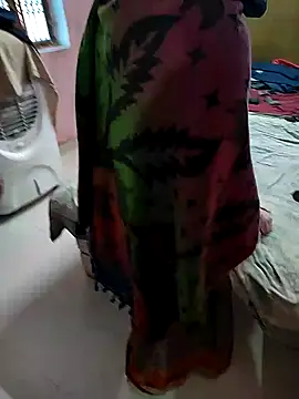 Snapshot of COUPLLE_VILLAGE chatting on January 13, 2025, 10:47 am COUPLLE VILLAGE online show from January 13, 2025, 10:47 am