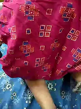 Snapshot of COUPLLE_VILLAGE chatting on February 12, 2025, 10:56 am COUPLLE VILLAGE online show from February 12, 2025, 10:56 am