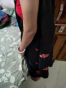 Snapshot of COUPLLE_VILLAGE chatting on March 3, 2025, 3:30 am COUPLLE VILLAGE online show from March 3, 2025, 3:30 am